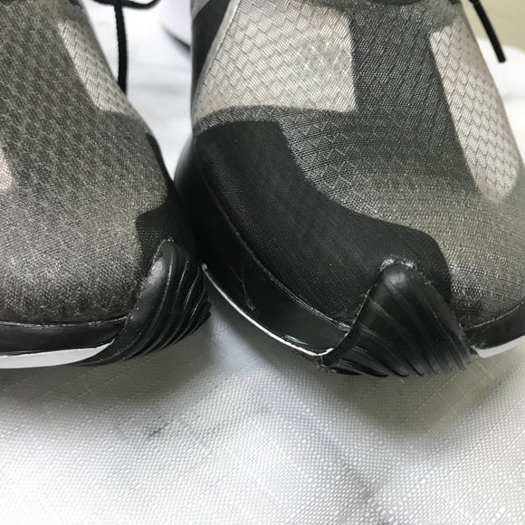 Nike Women's Black White Zoom Gravity Running Shoes (10) - Picture 5 of 8
